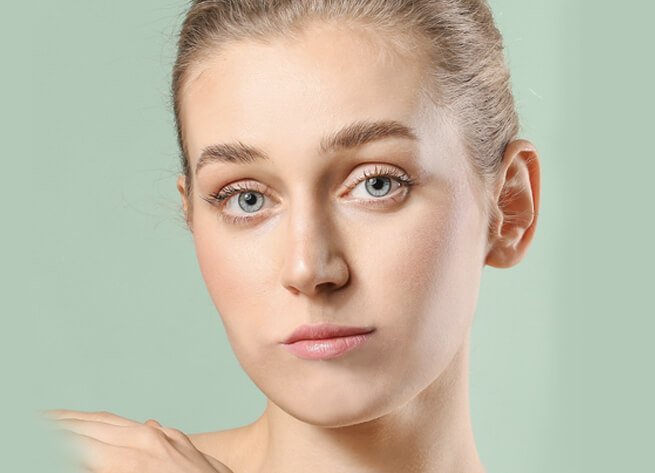 Podizanje usana pre i posle