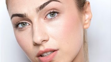 Hirurg za blefaroplastiku