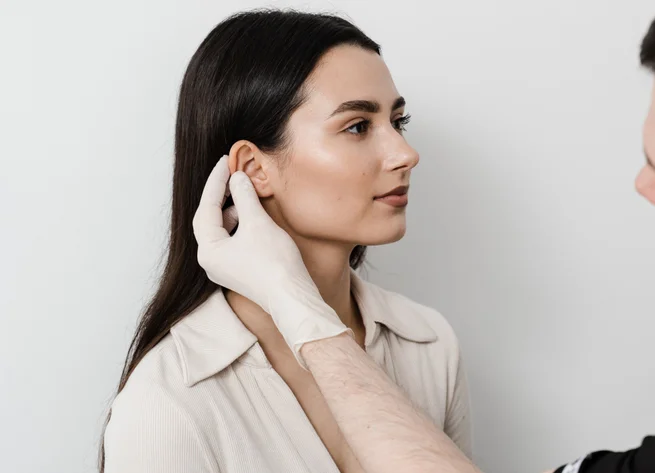 Stvari koje treba razmotriti posle otoplastike procedure